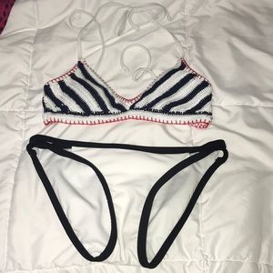 BLACK AND WHITE BIKINI/BATHING SUIT